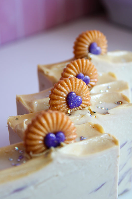 Cranberry & Honey Cream